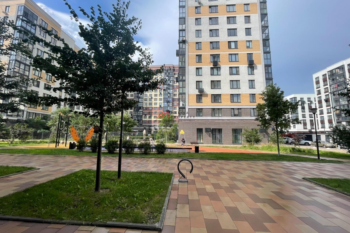 Продажа торгового помещения в ЖК "Испанские кварталы" 