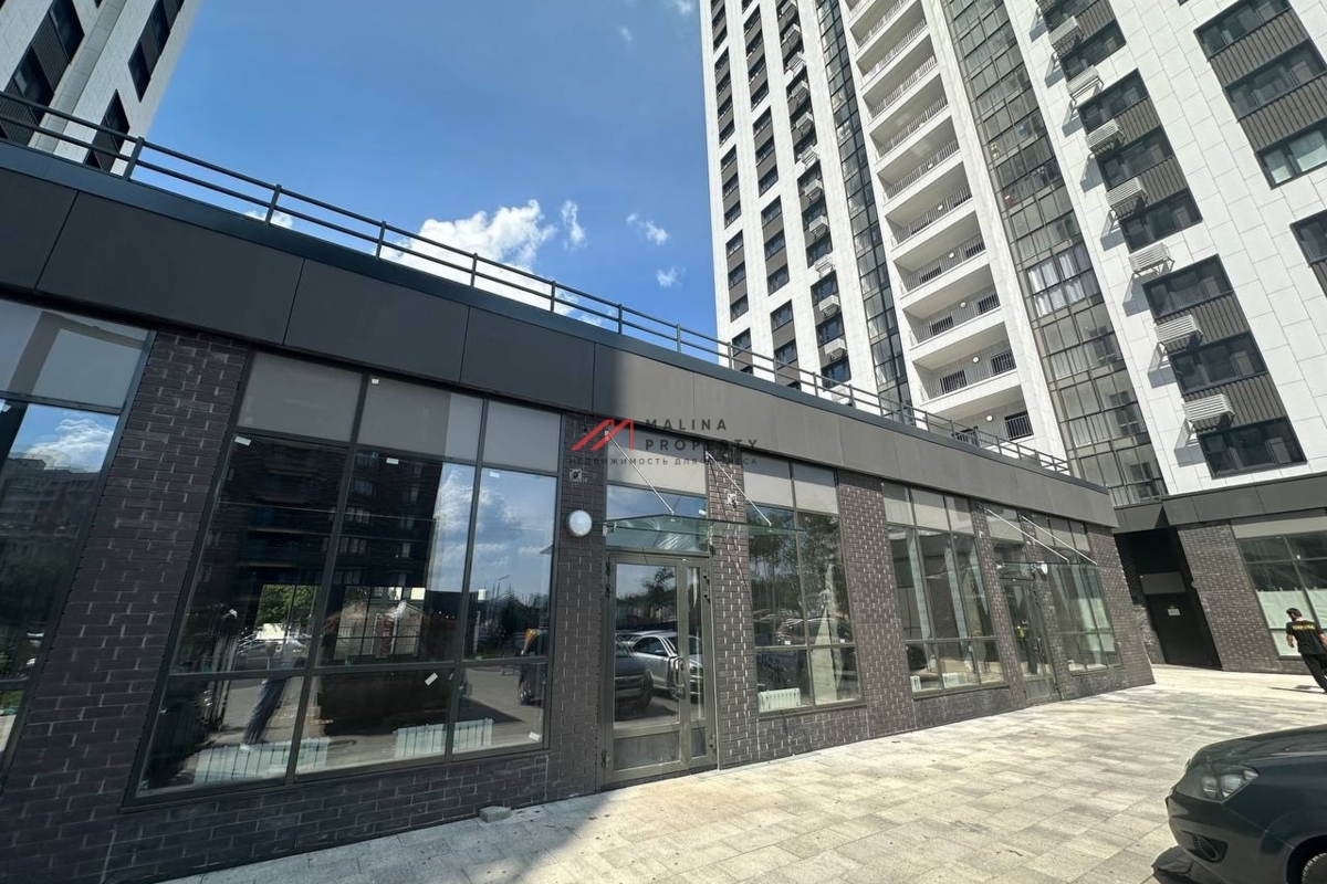 Аренда торгового помещения в новом доме на Яхромской