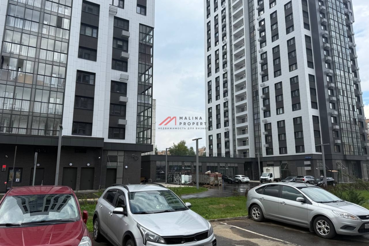 Аренда торгового помещения в новом доме на Яхромской