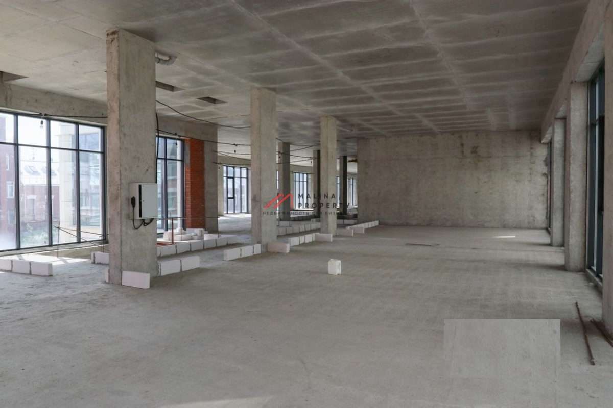 Продажа здания под фитнес в ЖК "Ренессанс" 