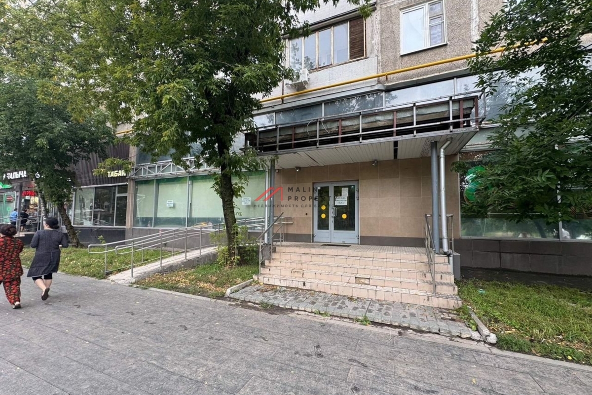 Продажа помещения на выходе из метро Юго-Восточная