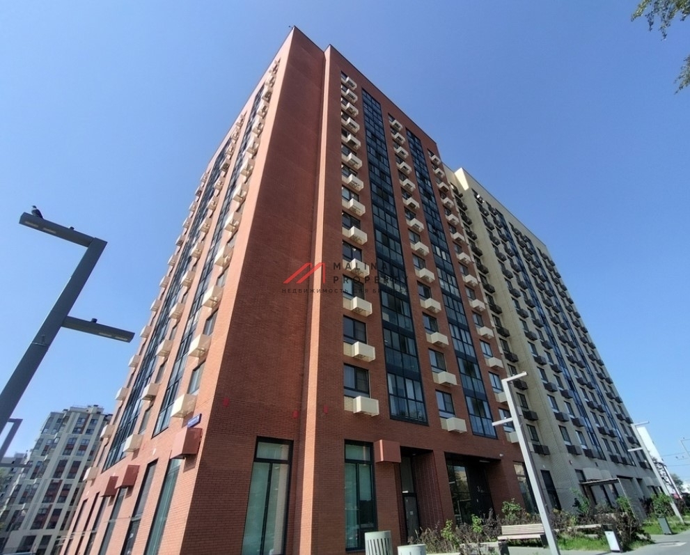 Продажа помещения с арендаторами в новом доме 