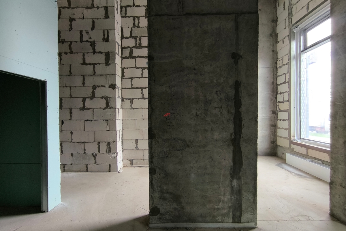 Продажа торгового помещения в новом доме