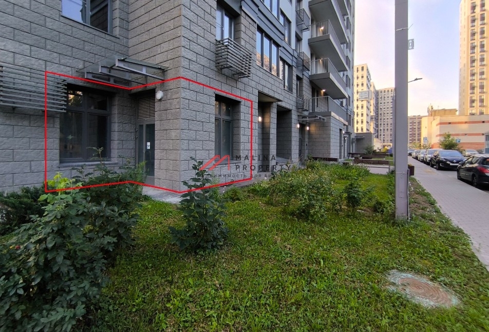 Продажа коммерческого помещения в новом жилом доме