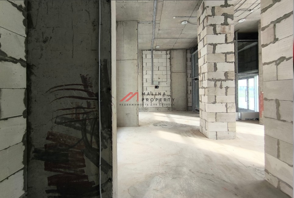 Продажа торгового помещения в новом доме