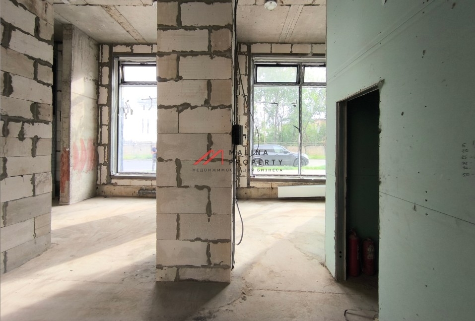 Продажа торгового помещения в новом доме