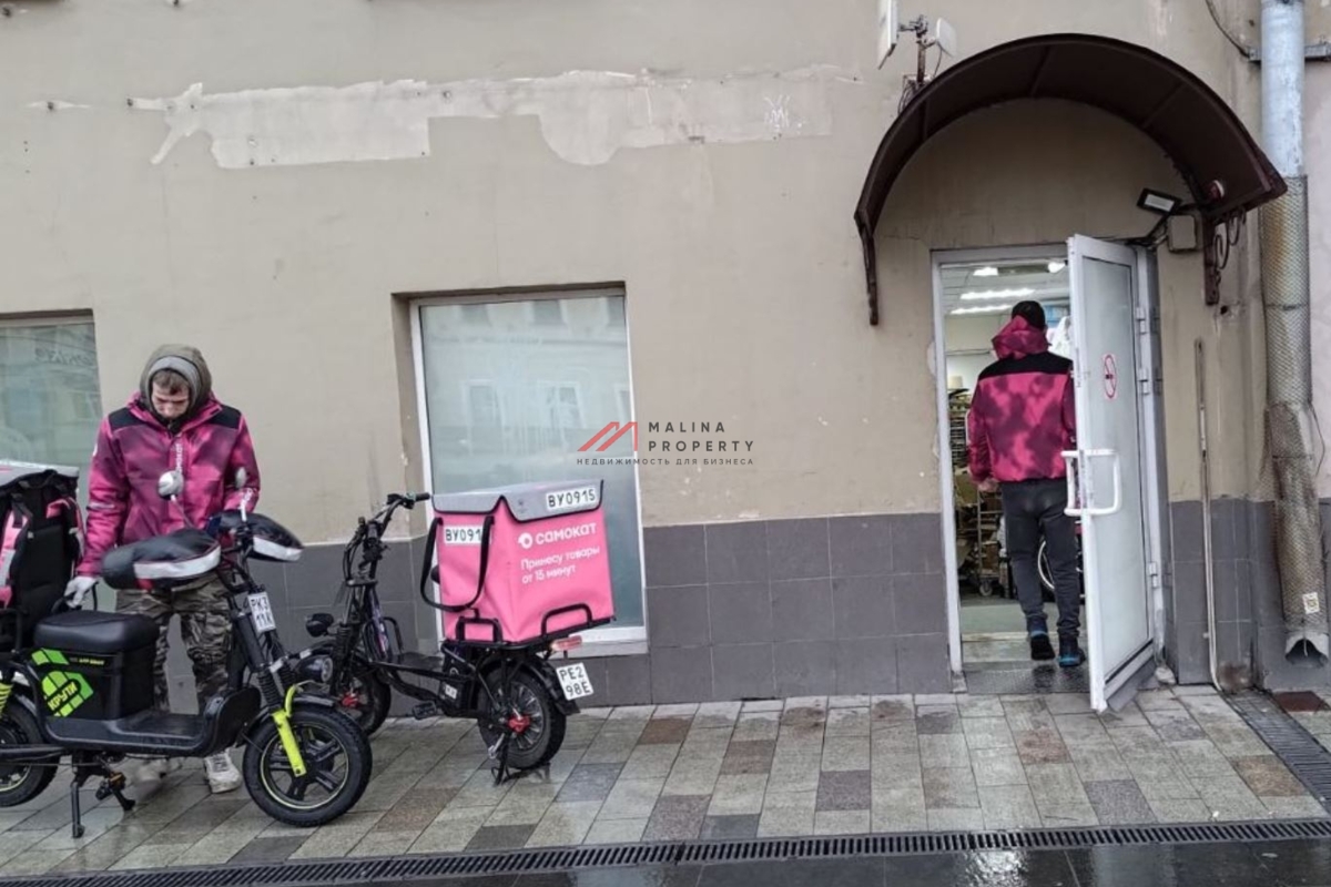 Продажа помещения с арендатором "Самокат" у м. Красные ворота