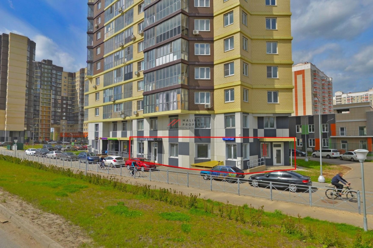 Продажа помещения с арендаторами на Чечерском проезде