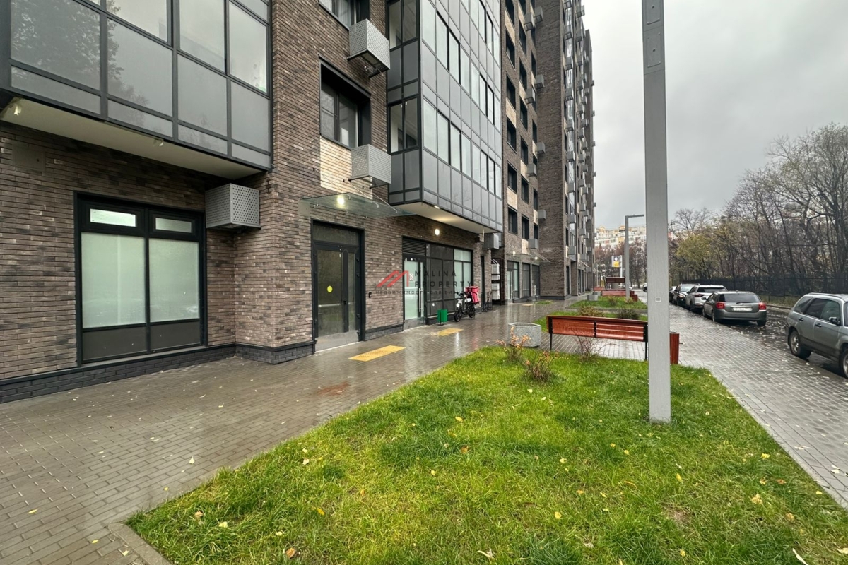 Продажа торгового помещения с арендатором Самокат 