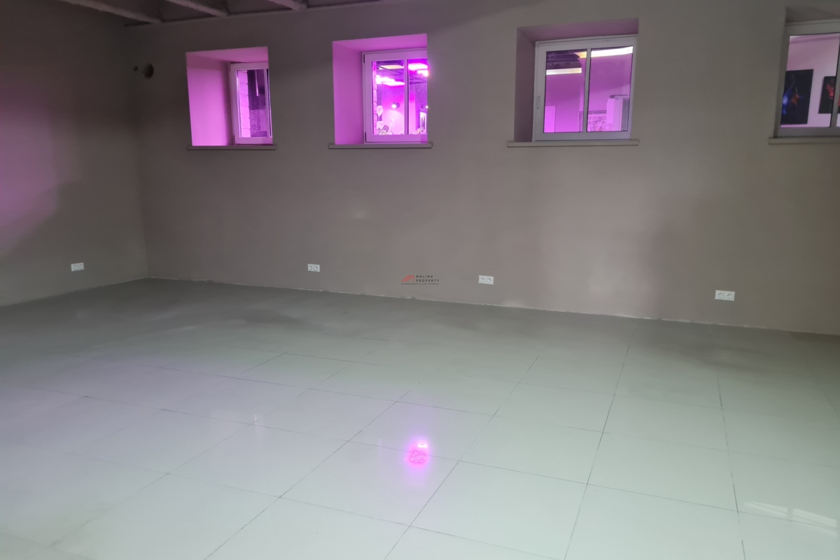 Продажа торгового помещения на Остоженке