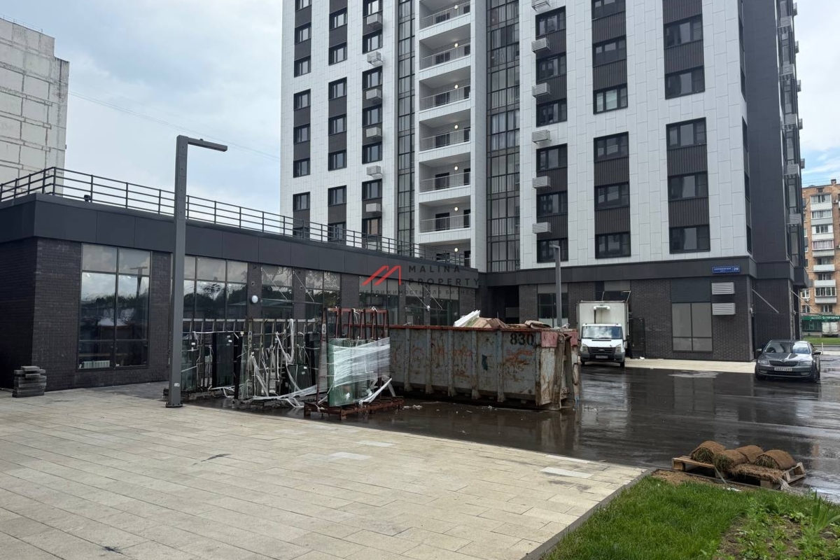 Аренда торгового помещения в новом доме на Яхромской