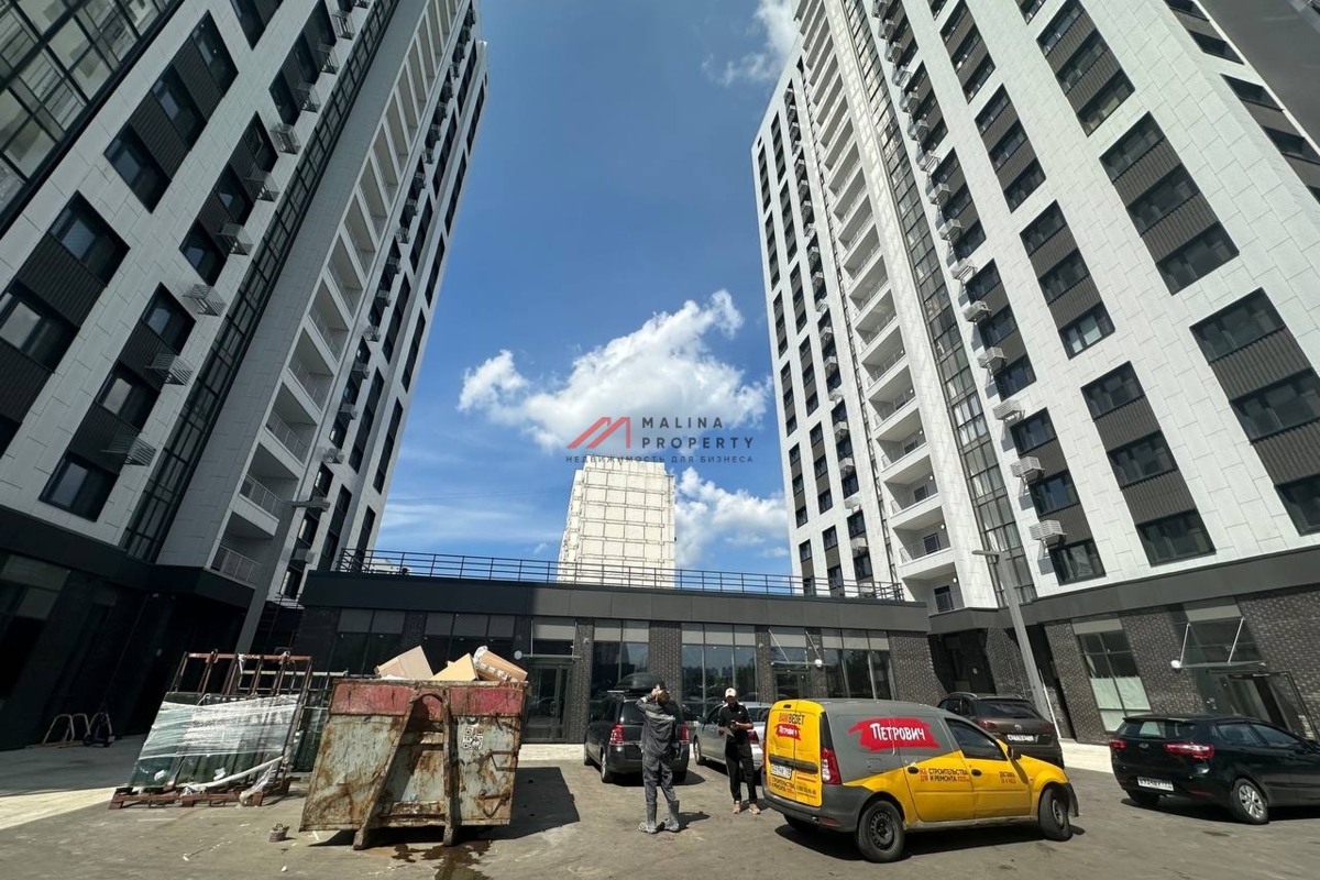 Аренда торгового помещения в новом доме на Яхромской