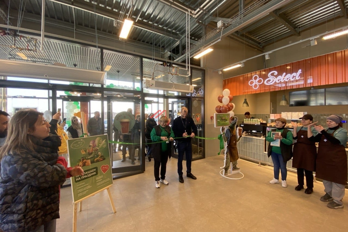 Продажа торгового здания с супермаркетом Перекресток