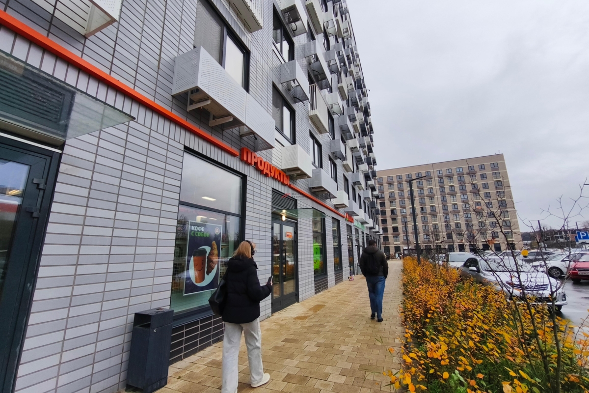 Продажа помещения с супермаркетом "Дикси" в ЖК Ильинские луга