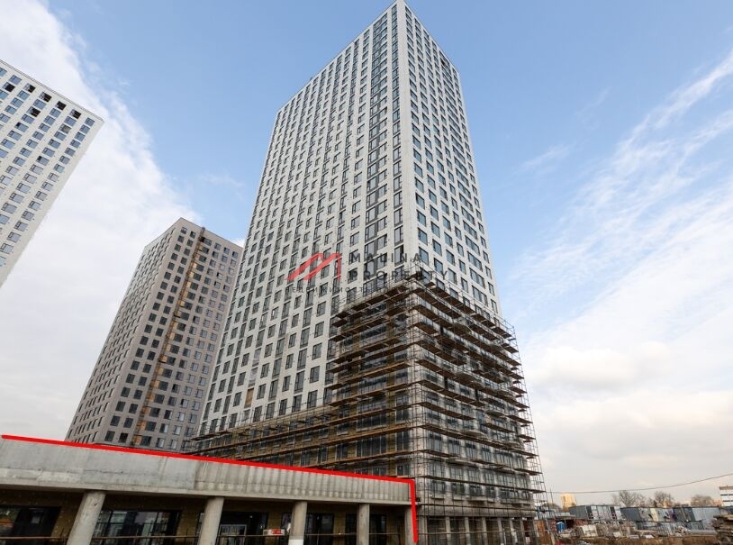 Продажа торгового помещения в ЖК Плеханова 11