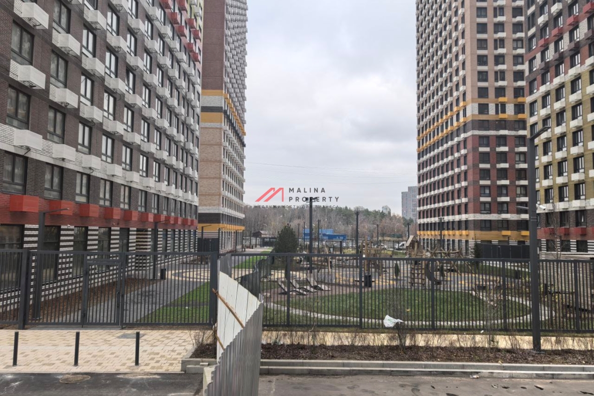 Продажа помещения в ЖК "Кузьминский Лес"