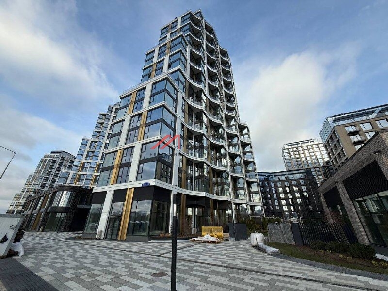 Продажа торгового помещения в ЖК Примавера 