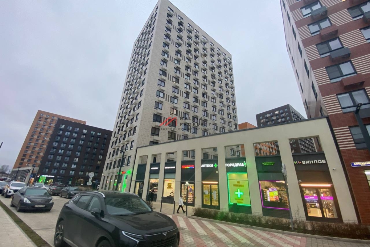 Продажа помещения с магазином Улыбка Радуги в ЖК "Никольские Луга" 