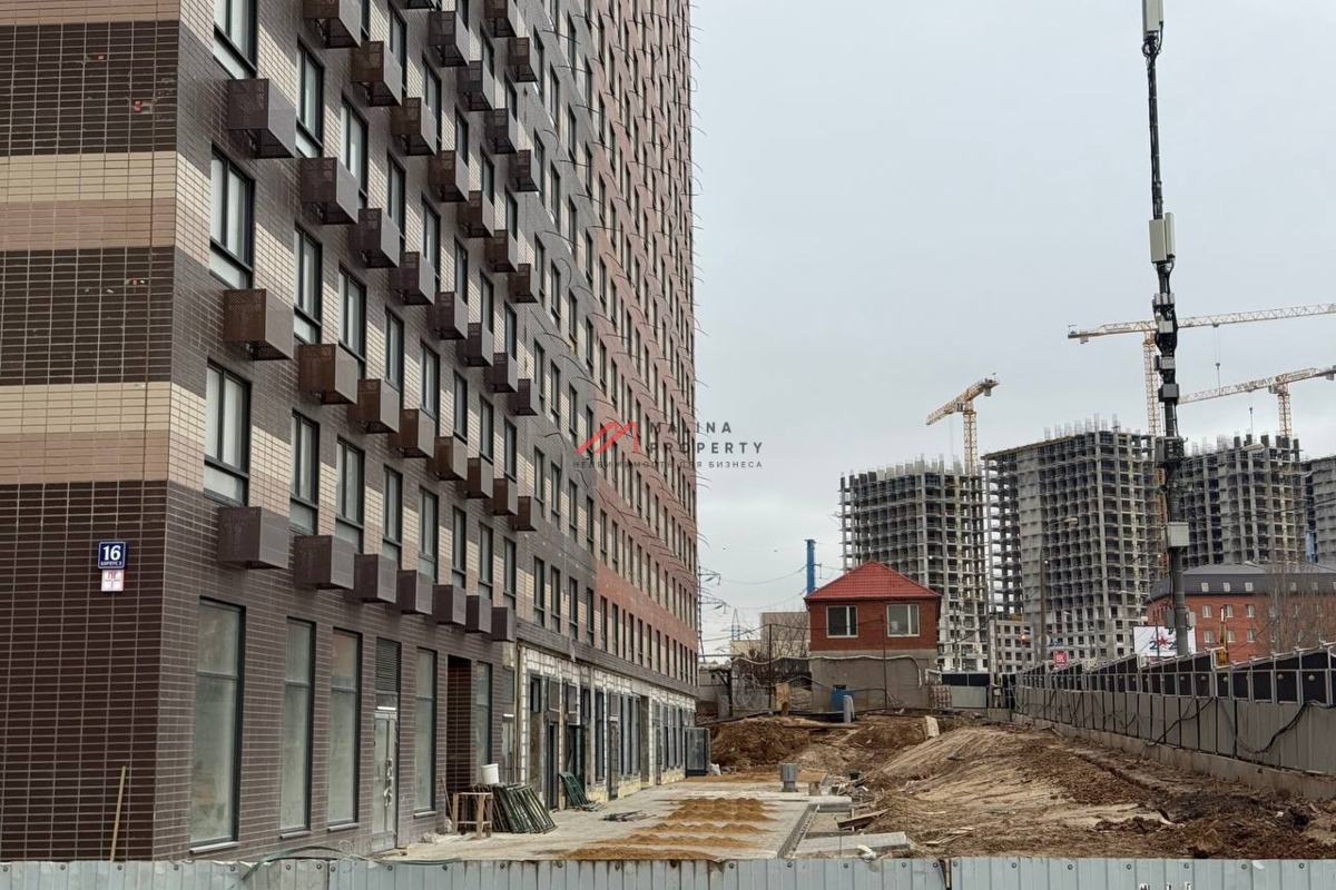 Продажа торгового помещения в ЖК "Сигнальный 16" (1-я линия)