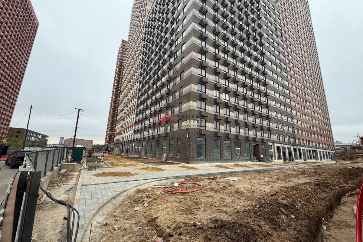 Продажа торгового помещения в ЖК "Сигнальный 16" (1-я линия)