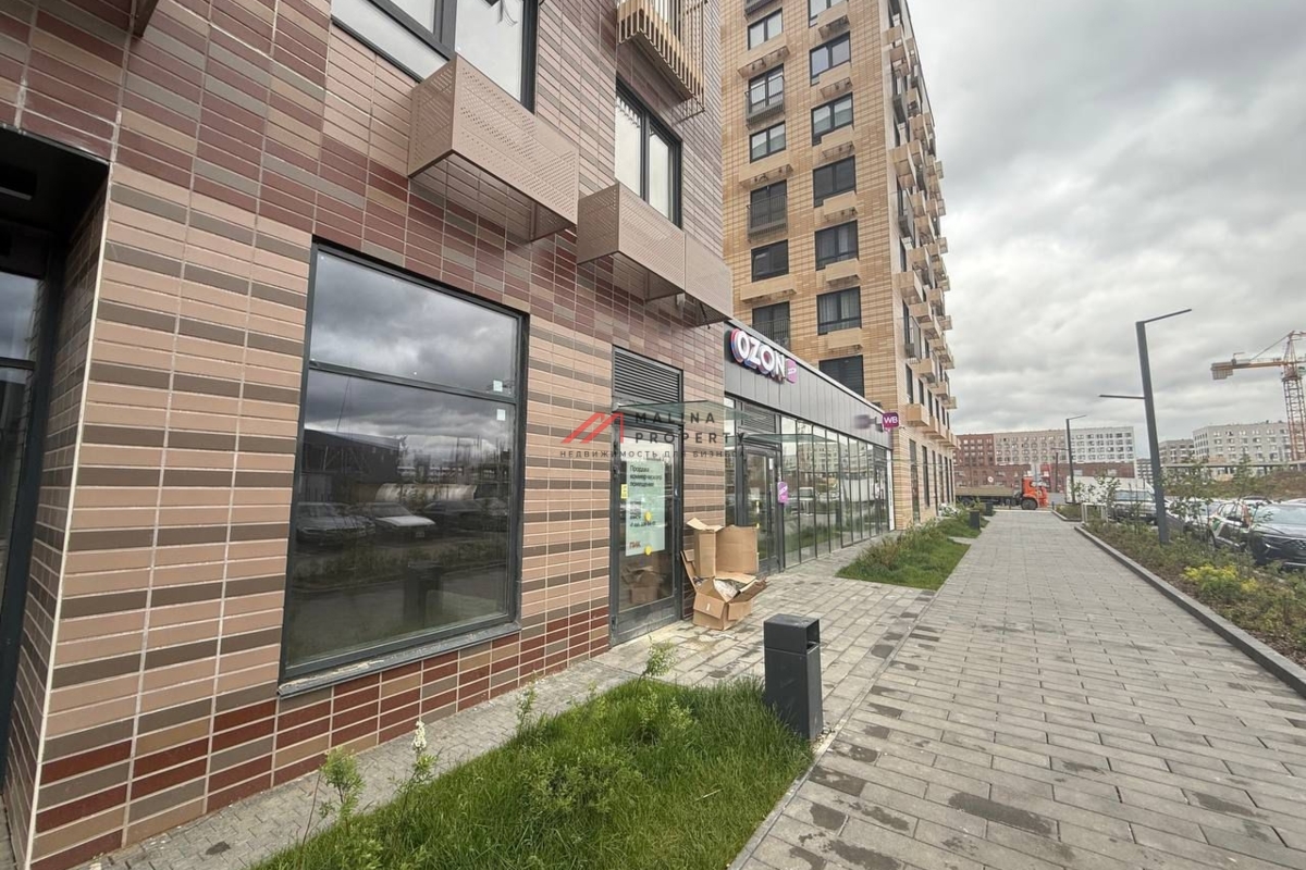 Продажа торгового помещения в ЖК "Ильинские луга" 