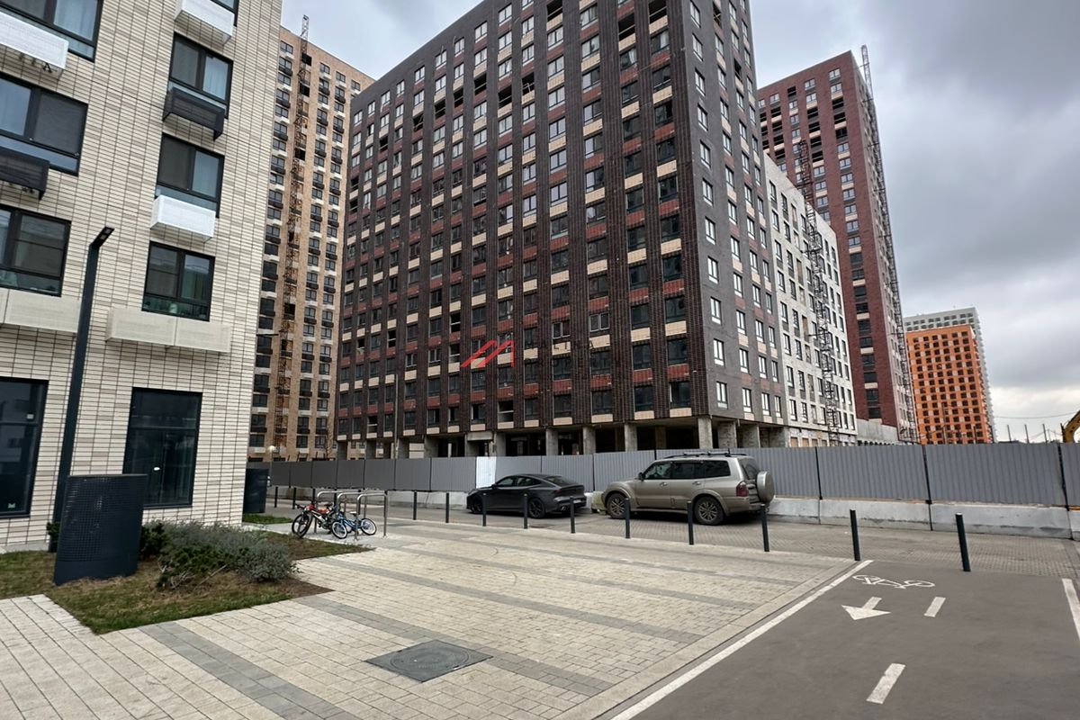 Продажа углового помещения в ЖК "Волжский парк"