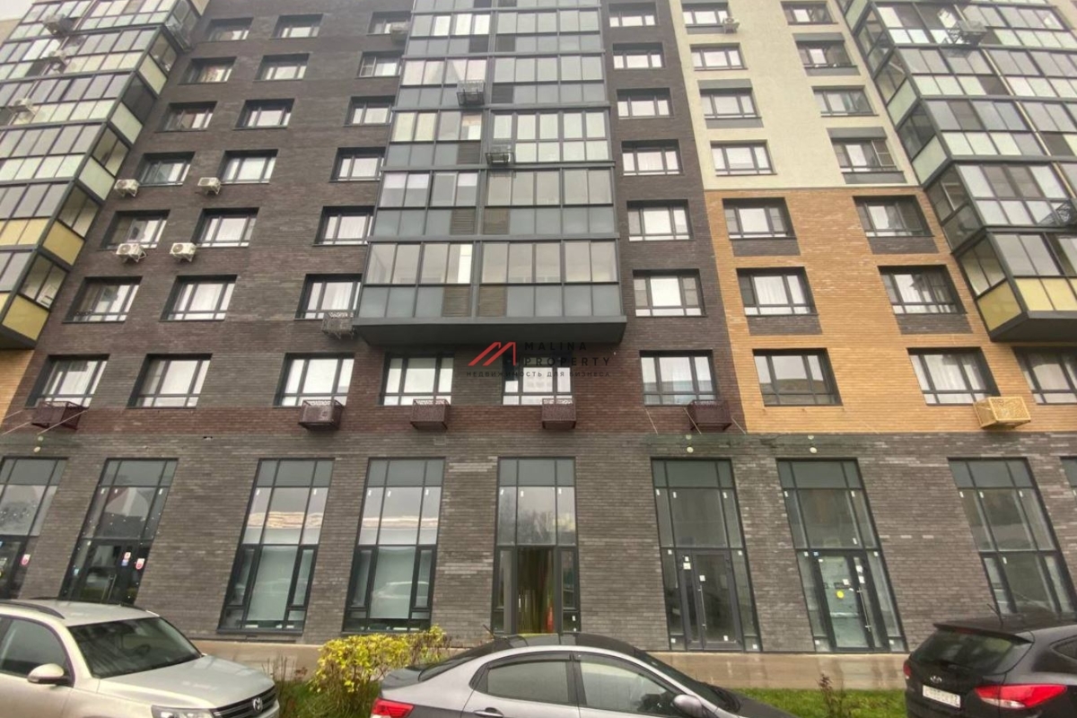 Продажа торгового помещения в новостройке 