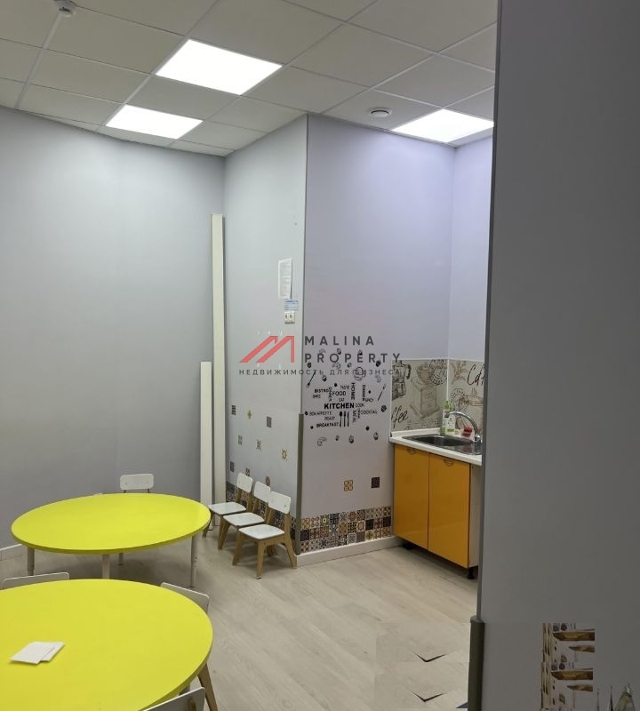 Аренда торгового помещения в ЖК "Эталон-Сити" 