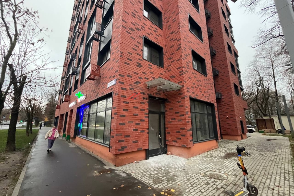 Продажа торгового помещения с сетевыми арендаторами