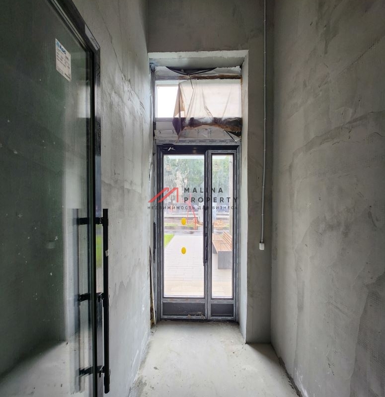 Аренда торгового помещения в новом доме в Перово