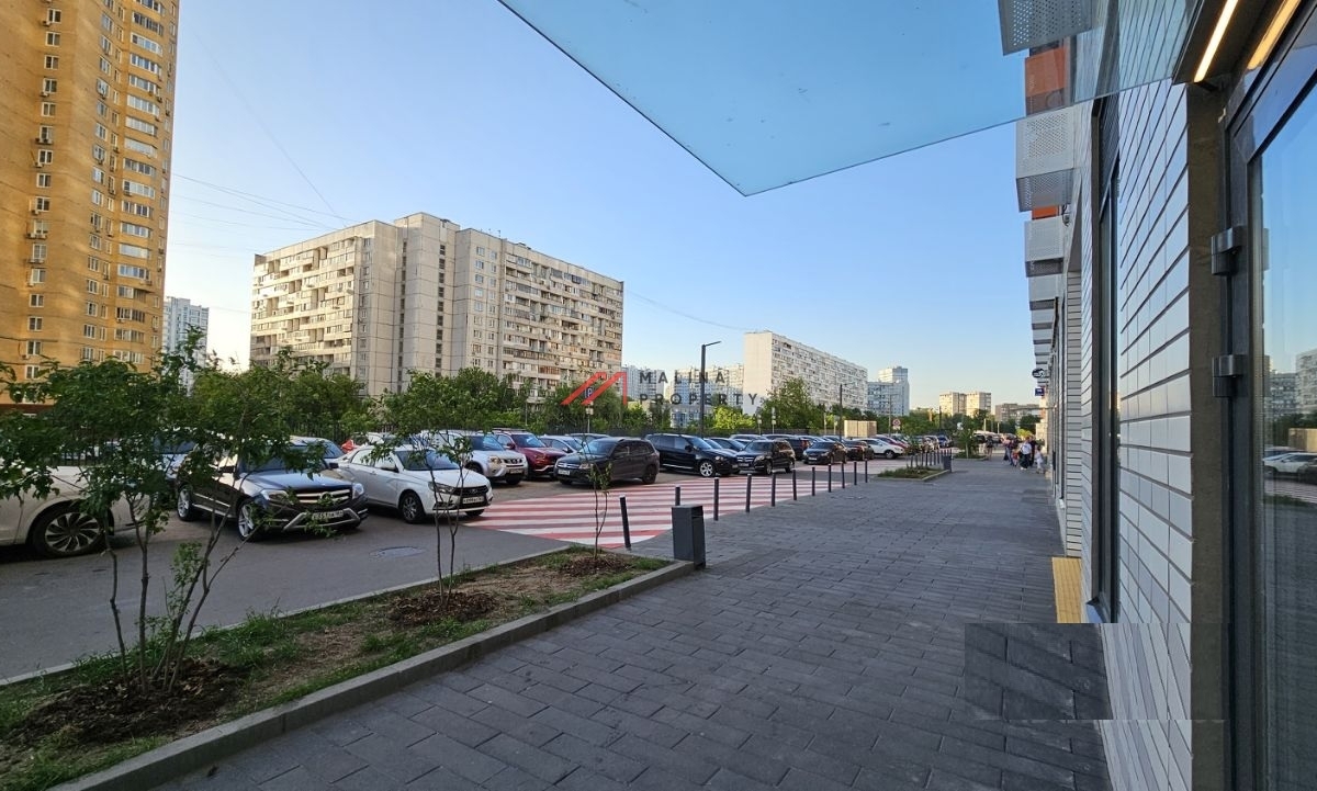 Аренда помещения на 1 линии ЖК "Дмитровский Парк"