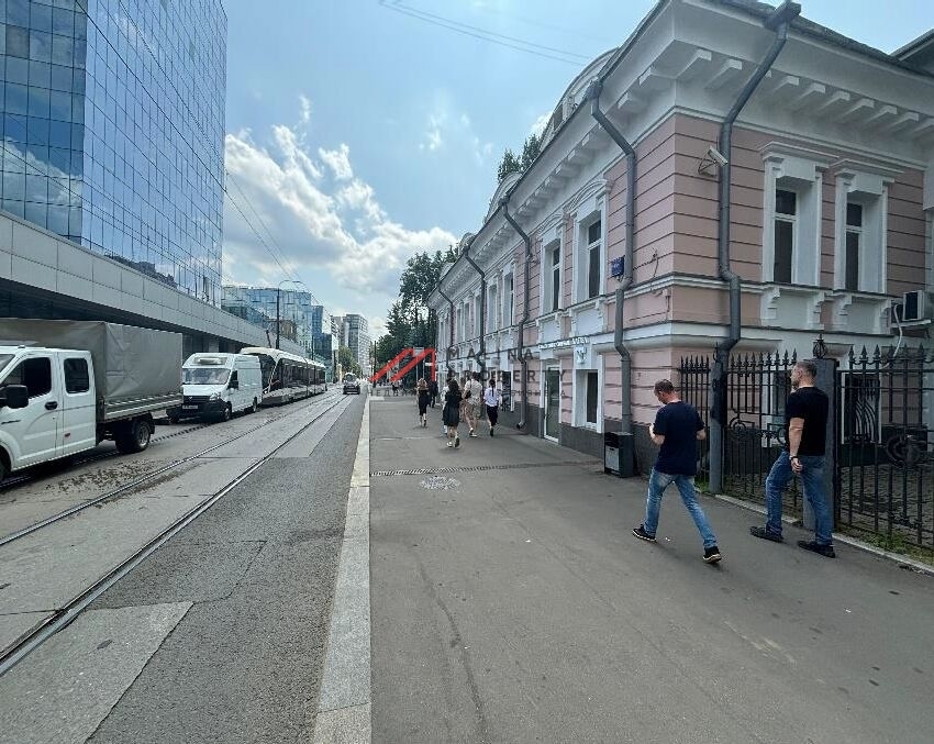 Продажа помещения с арендатором на Бауманской