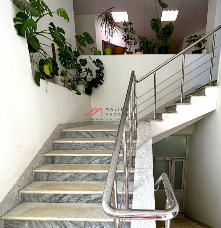 Продажа торгового здания с сетевыми арендаторами