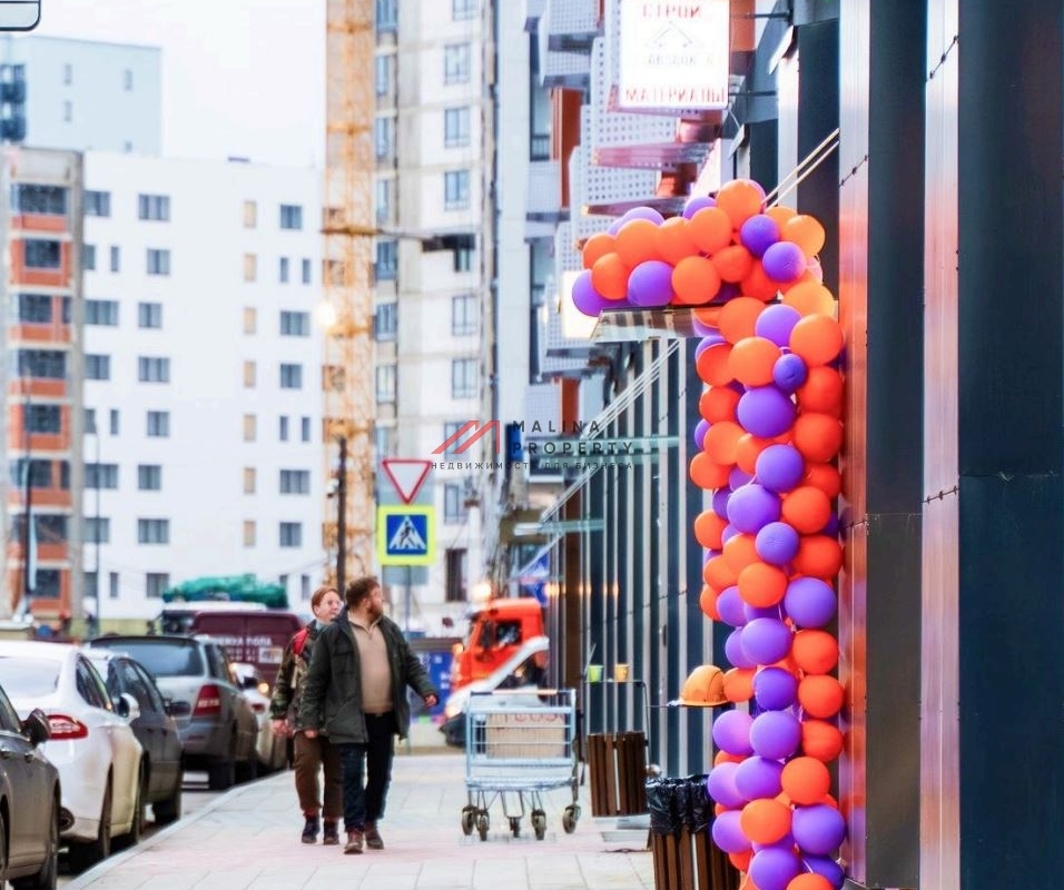 Продажа помещения с магазином "Дикси" в ЖК Бунинские кварталы 