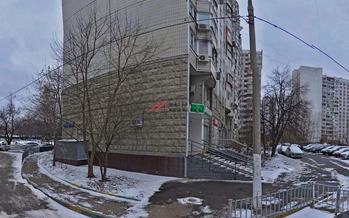 Продажа торгового помещения в районе Отрадное 