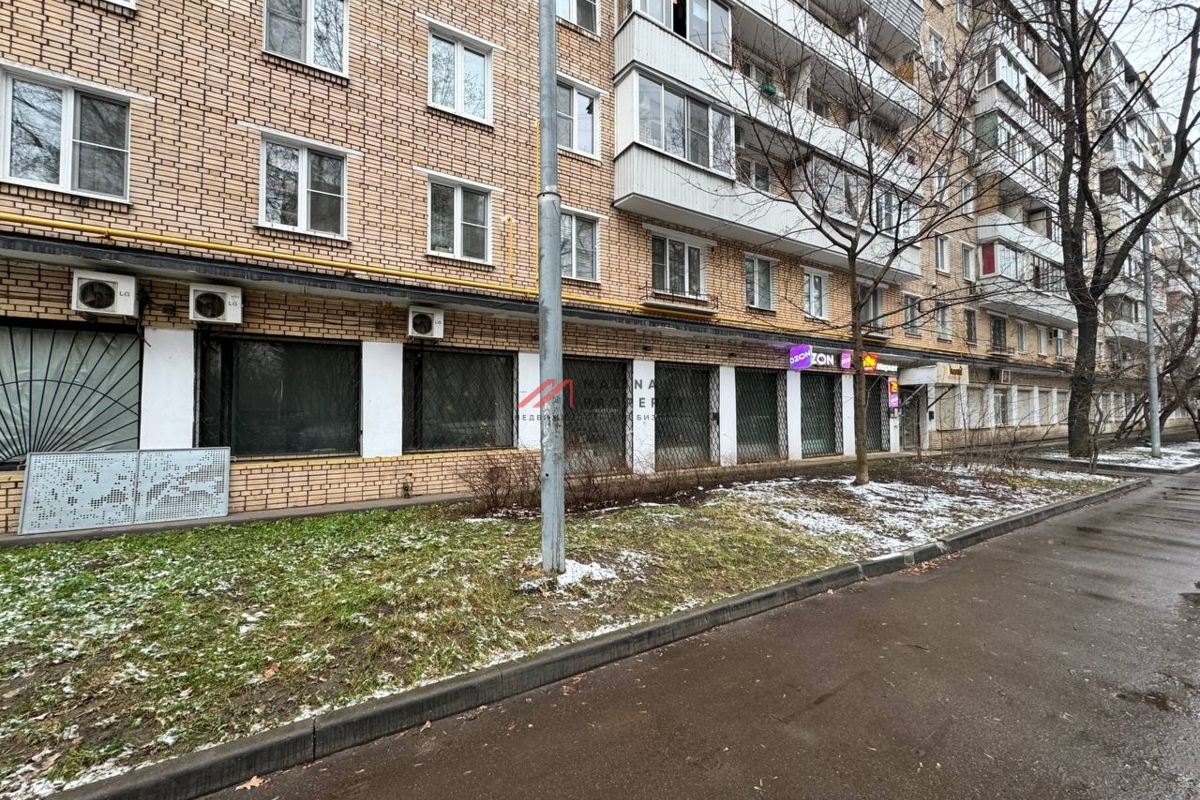 Продажа торгового помещения с арендаторами на Тульской