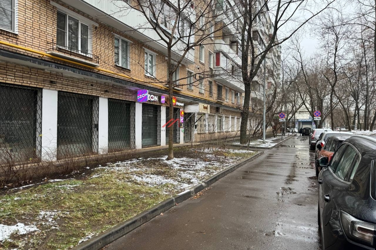 Продажа торгового помещения с арендаторами на Тульской