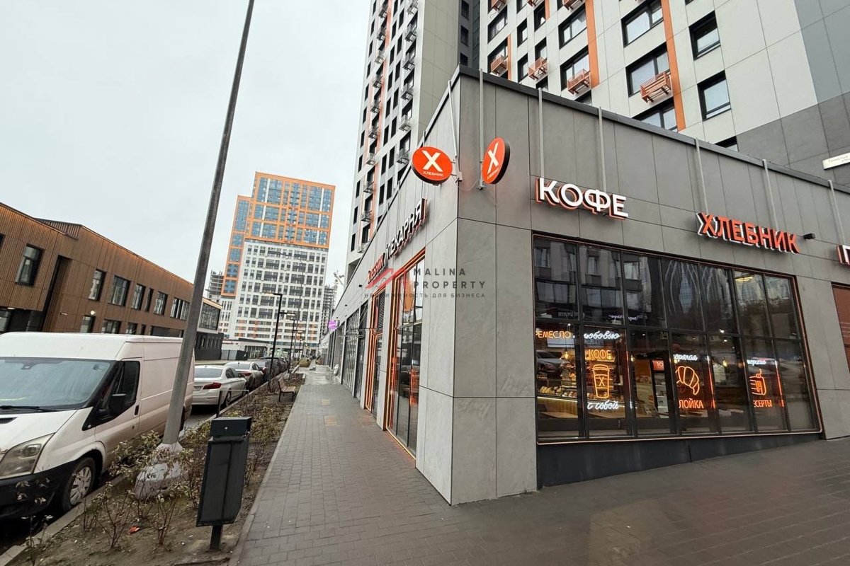 Продажа торгового помещения в ЖК "Спутник"