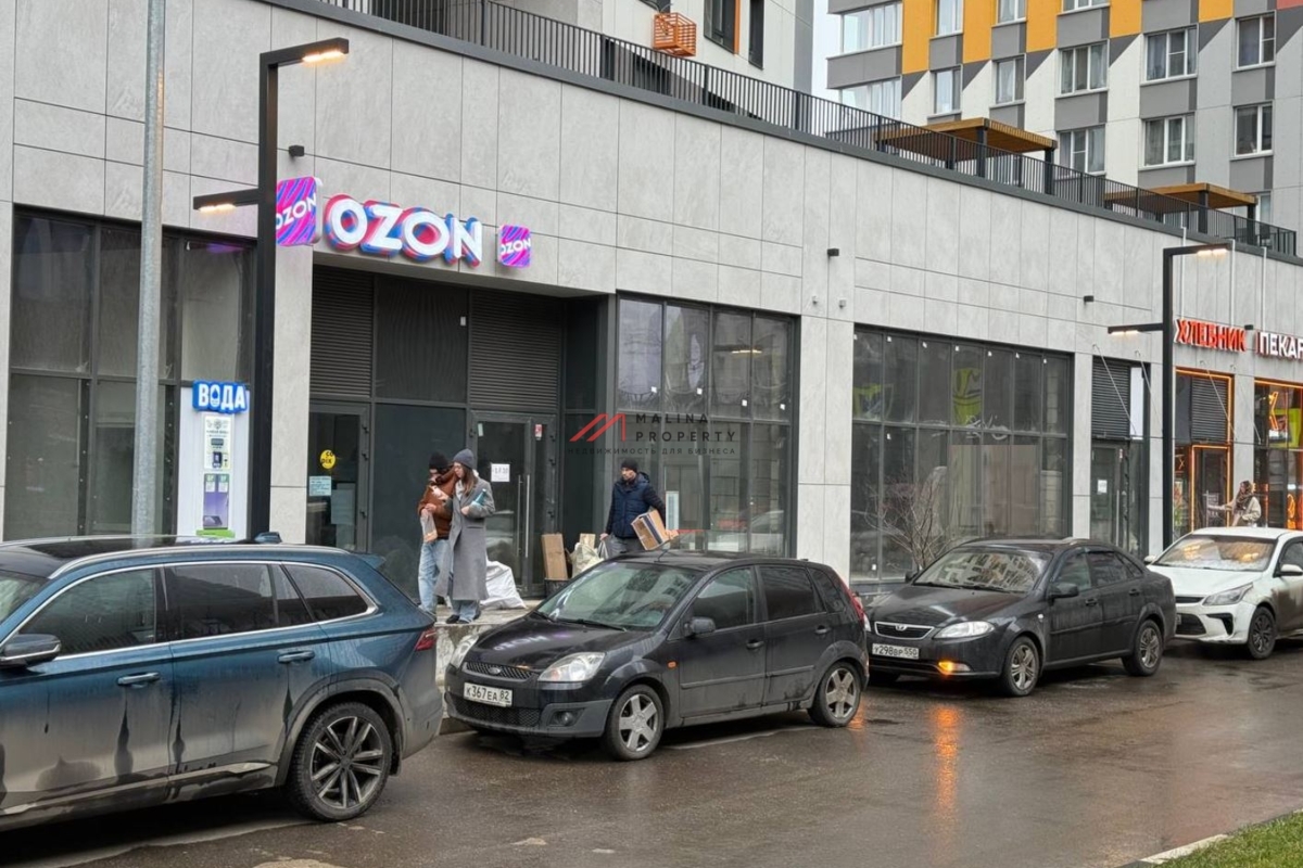 Продажа торгового помещения в ЖК "Спутник"