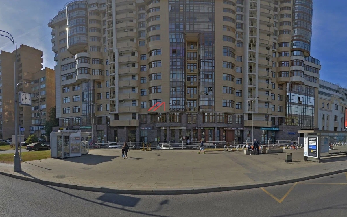 Аренда торгового помещения на выходе из метро Таганская 