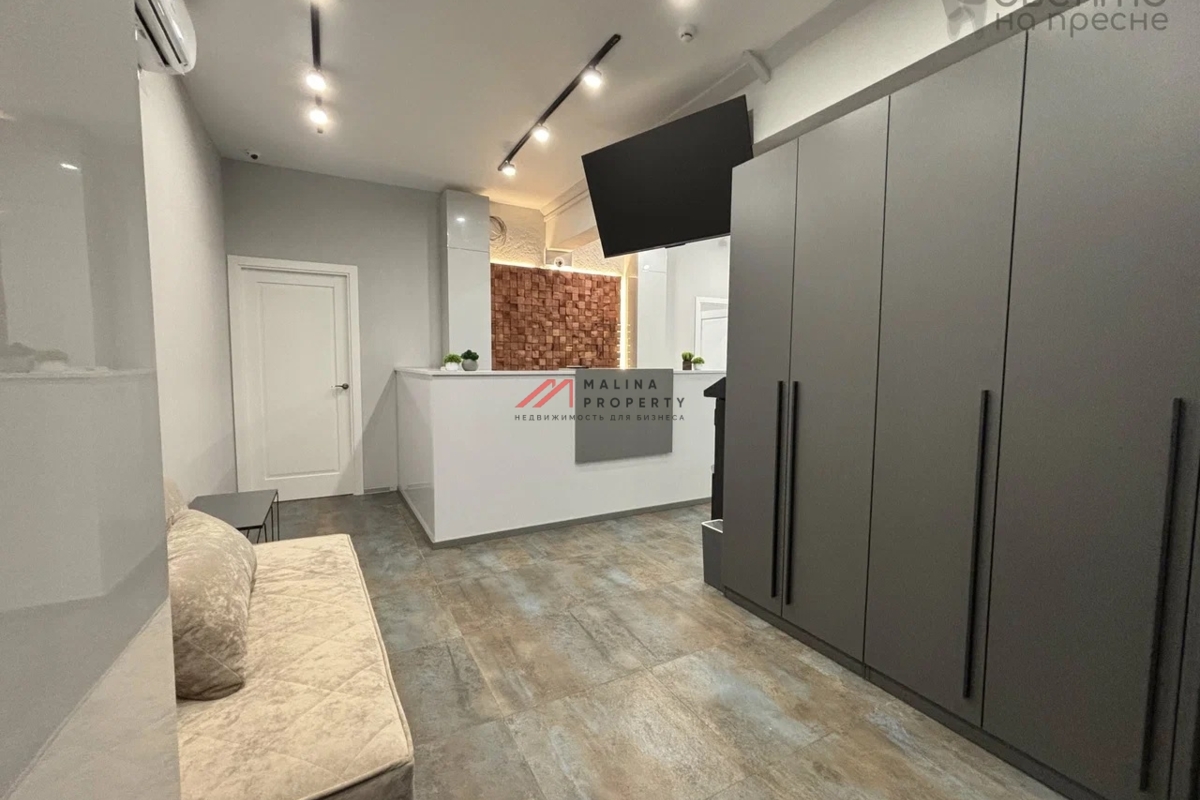 Продажа помещения с арендатором у метро Краснопресненская