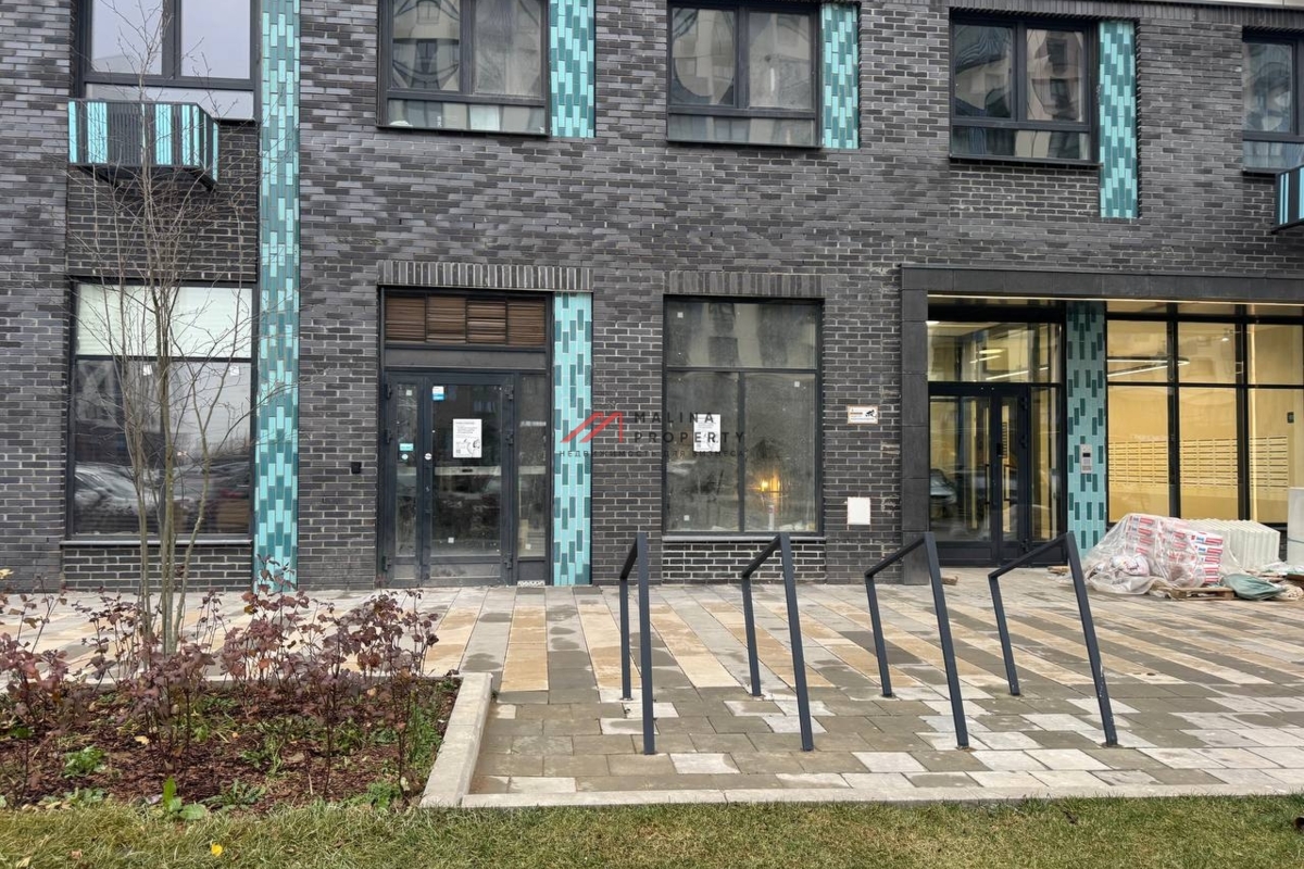 Продажа торгового помещения с арендатором аптека "Ригла"