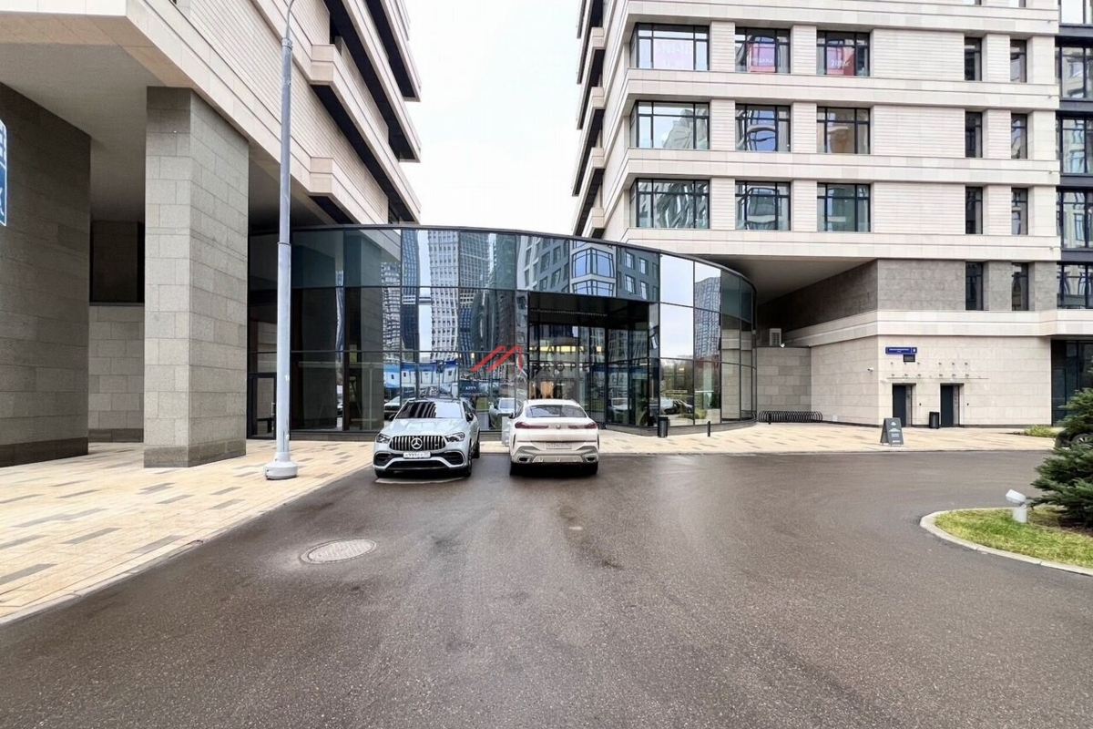 Продажа торгового помещения в ЖК Река