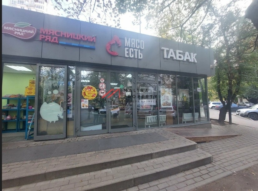 Продажа торгового здания с арендаторами 