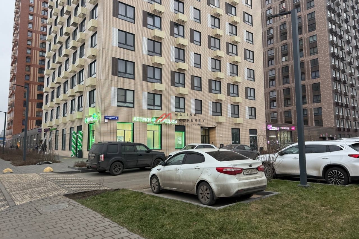 Помещение с сетевыми арендаторами в ЖК "Люблинский парк"