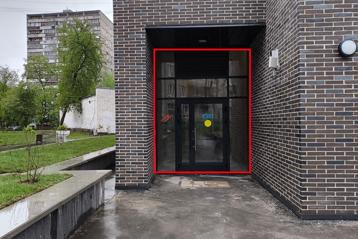 Продажа помещения с "Wildberries" в новом доме в Москве