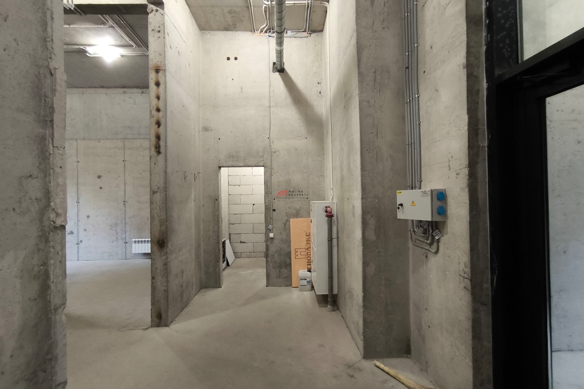 Продажа помещения с "Wildberries" в новом доме в Москве