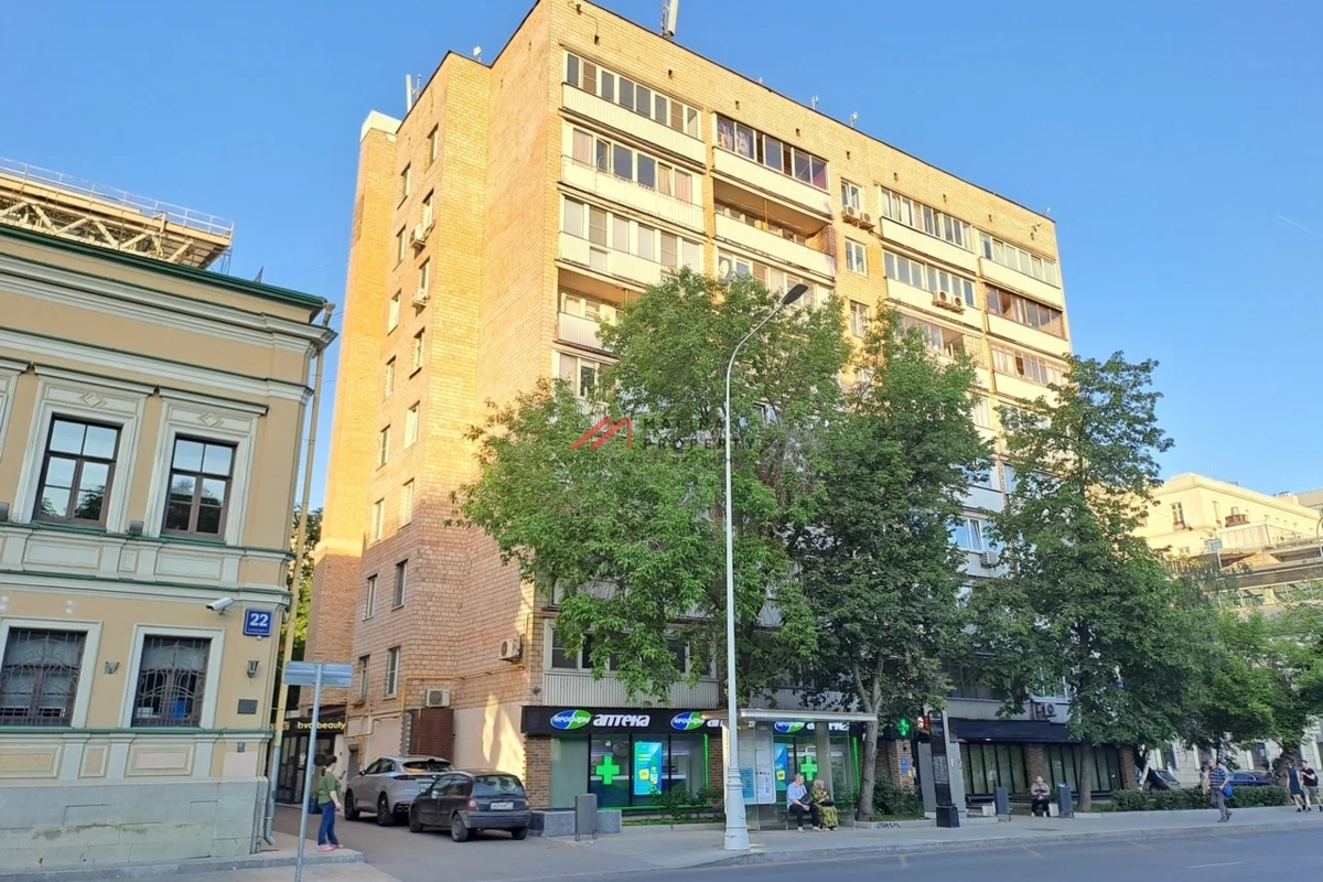 Продажа торгового помещения у метро Цветной бульвар 