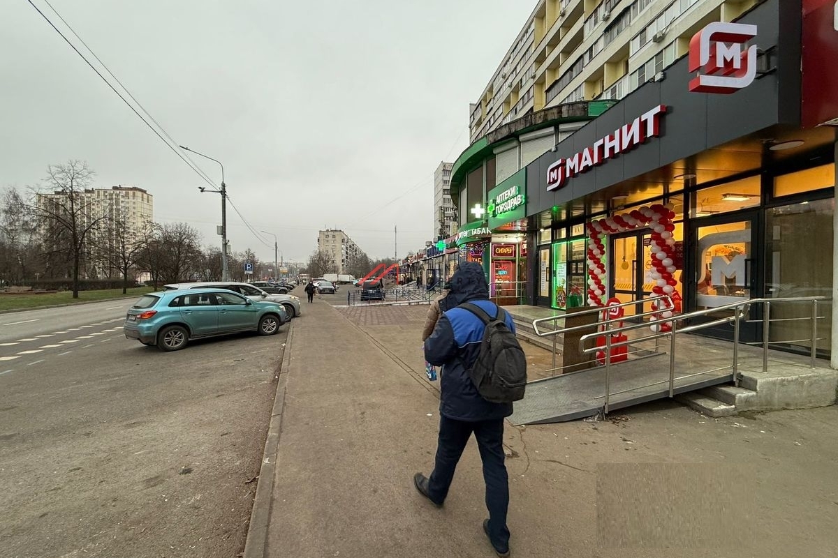 Продажа торгового помещения с сетевыми арендаторами 