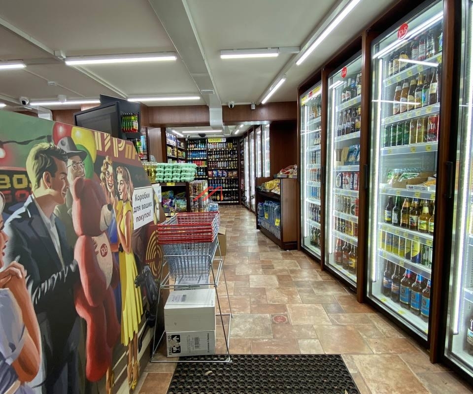 Продажа помещения с магазином "Красное и Белое" на Новом Арбате
